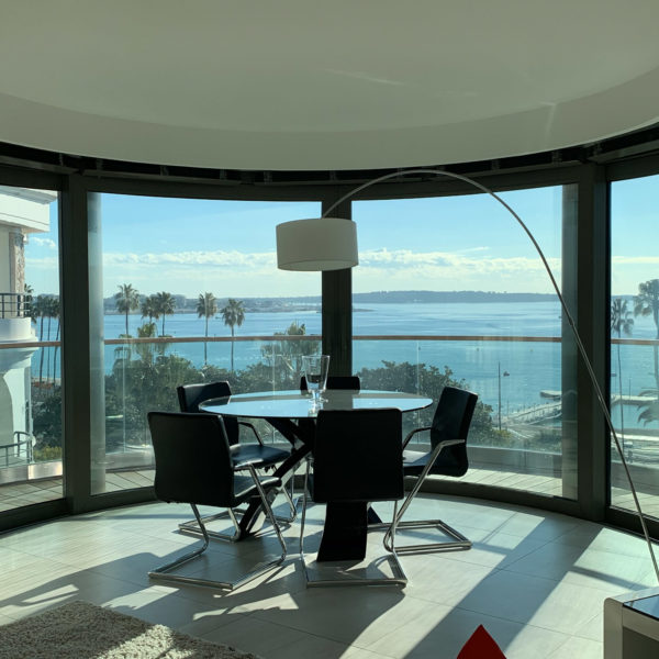 Dining room facing the sea in Cannes hospitality suite for MIPIM