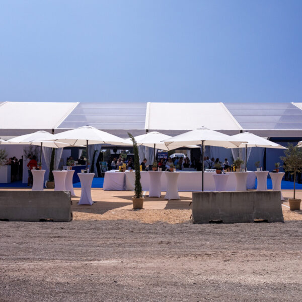 View of the receptive tent on the side, in front of the terrace