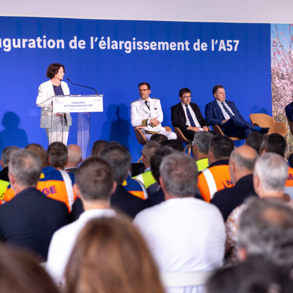 Transportation minister and other official representatives during the press conference of the inauguration