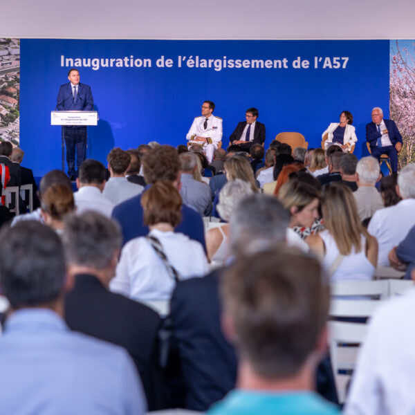 Transportation minister and other official representatives during the press conference of the inauguration