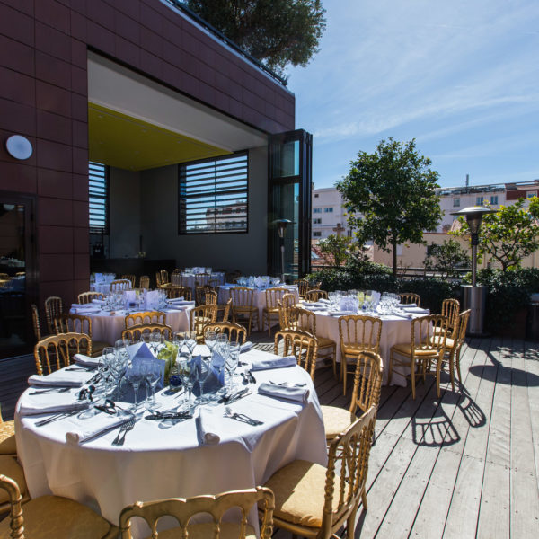 White and gold theme during a MIPIM lunch