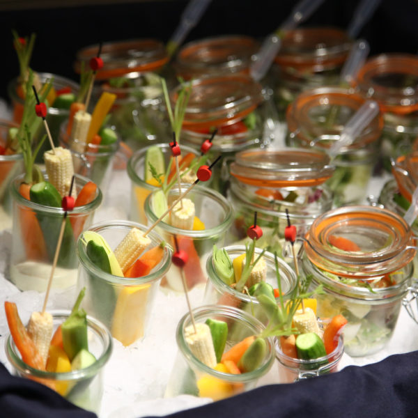 Tray of veggetables served during netowkring cocktail at walking distance