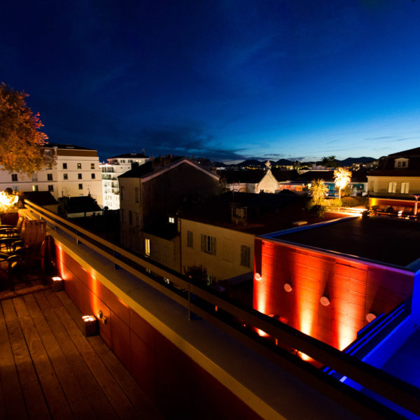 NIght view from one of the terrace of the modular event venue at walking distance from MIPIM