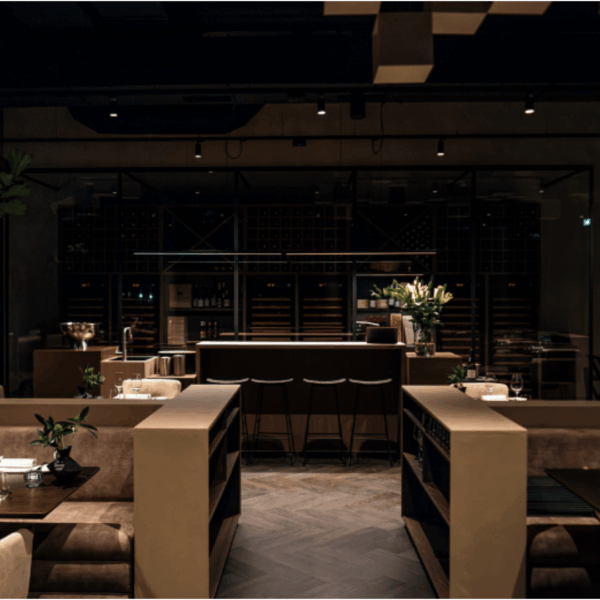 Large restaurant at walking distance